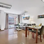 Amplio Piso Con Terraza