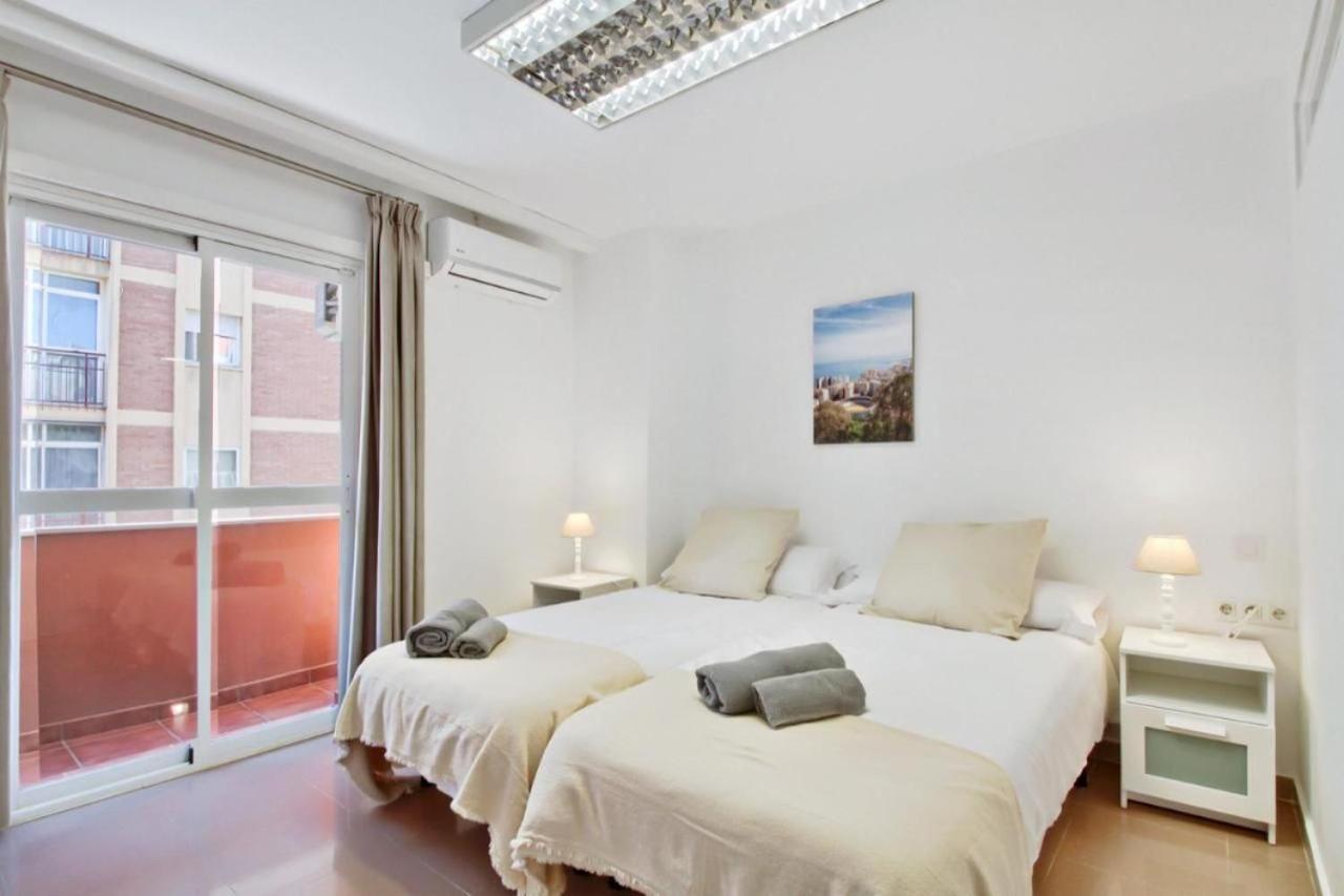 Amplio Piso Con Terraza Apartment Málaga